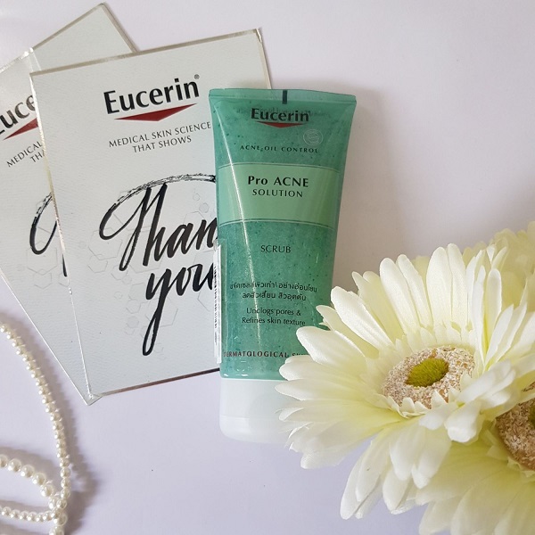 Eucerin ProAcne Scrub là sản phẩm tẩy tế bào chết được đánh giá rất cao về độ hiệu quả