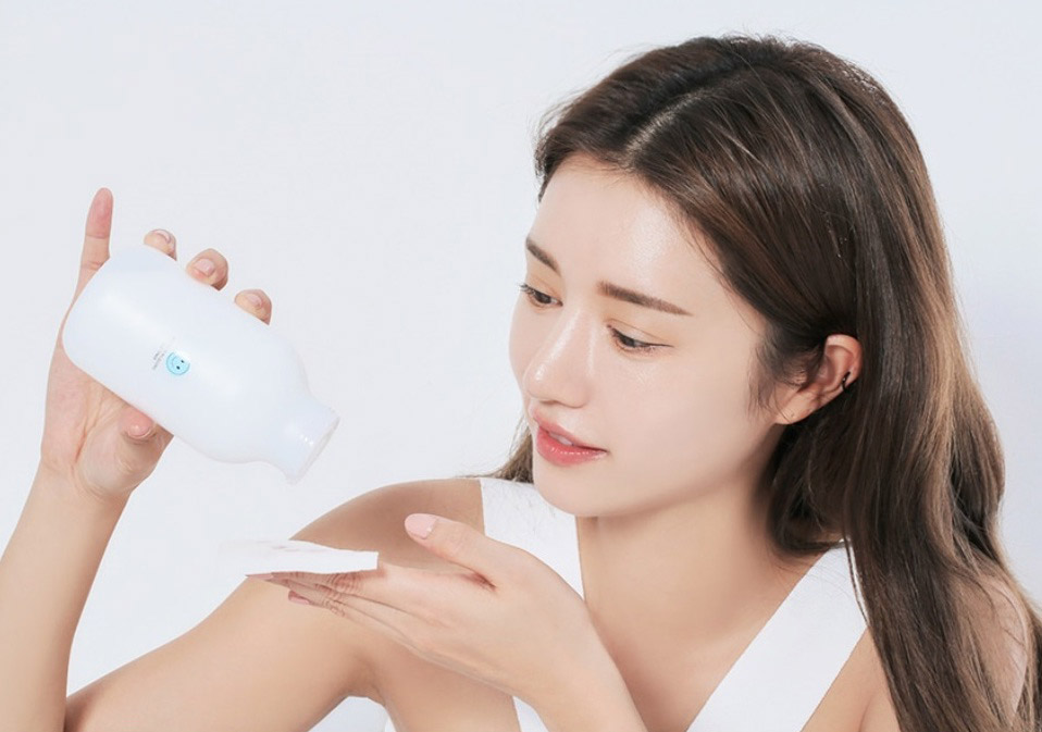 Su-dung-serum-duong-trang-da-mang-lai-hieu-qua-tuyet-voi.jpg